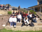 圖十三 本校學生很享受澳洲的校園生活。