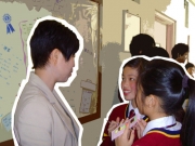 同學勇於找不同老師以英語交談
