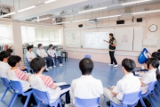 kks_3935