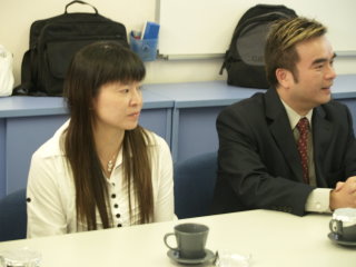 家長校董梁遠德先生(右)及林慧敏女士(左)